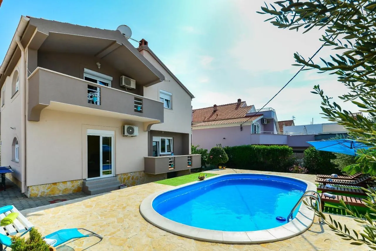 Holiday Home Kiara With Pool Zadar
