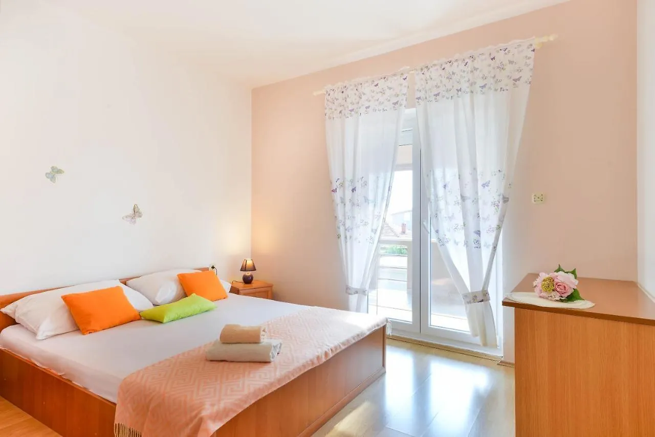 Holiday Home Kiara With Pool Zadar