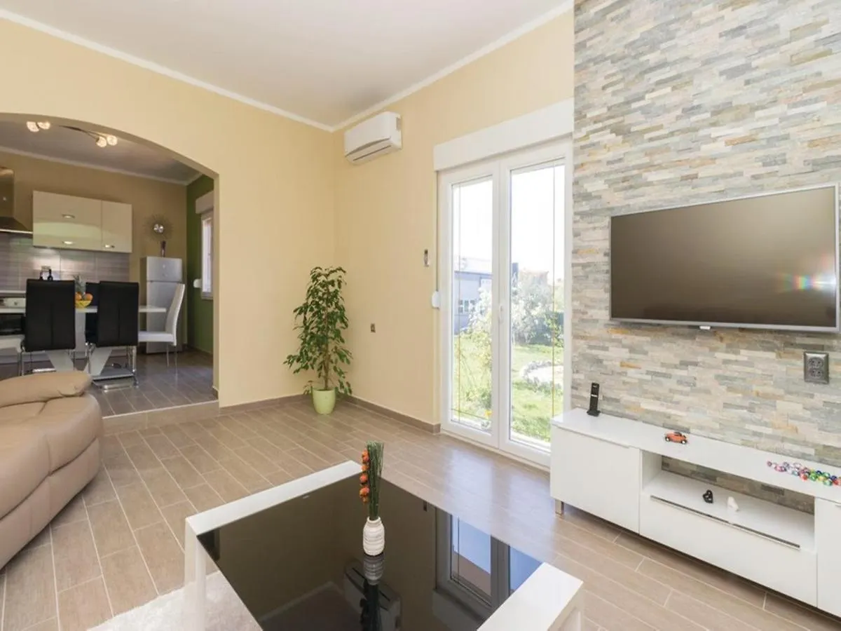 Holiday Home Kiara With Pool Zadar