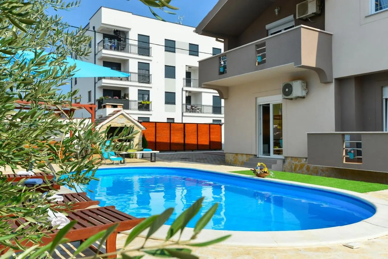 Holiday Home Kiara With Pool Zadar