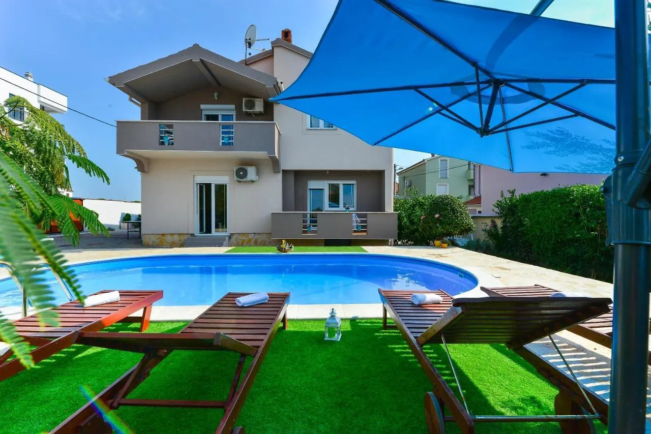 Holiday Home Kiara With Pool location